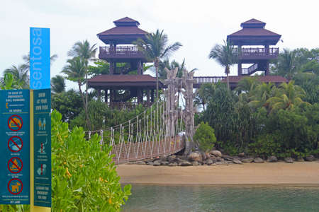 SENTOSA, SG - OCT. 19: Palawan Beach hanging bridge on October 19, 2016 in Sentosa, Singapore. Palawan Beach lies in the centre of the southern coast of Sentosa, Singapore.のeditorial素材