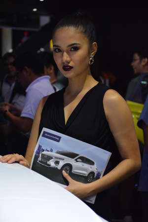 PASAY, PH - APRIL 7 - Hyundai female model at Manila International Auto Show on April 7, 2019 in Pasay, Philippines.のeditorial素材