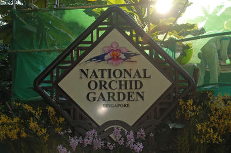 SINGAPORE - APR 4 - National orchid garden sign on April 4, 2012 in Singapore.のeditorial素材