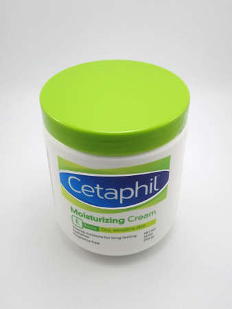 MANILA, PH - SEPT 25 - Cetaphil moisturizing cream on September 25, 2020 in Manila, Philippines.のeditorial素材