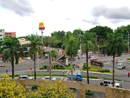 QUEZON CITY, PH - NOV 10 - Quezon city overview roads on November 10, 2020 in Quezon City, Philippines.のeditorial素材
