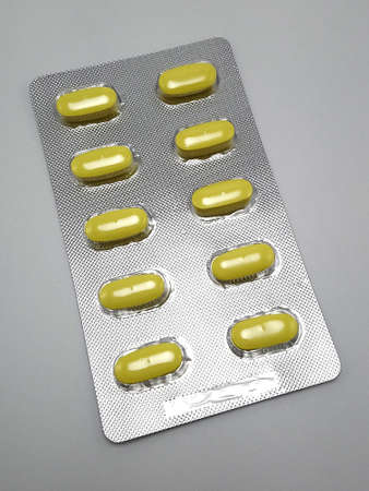 MANILA, PH - NOV 26 - Ketoanalogues and essential amino acids esensamin tablet on November 26, 2020 in Manila, Philippines.のeditorial素材