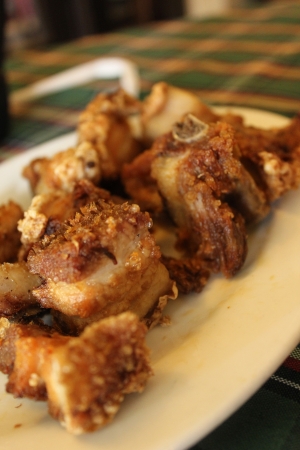 Bagnet - deep-fried pork bellyの素材