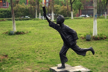 Bronze statuary in a park,running boyのeditorial素材