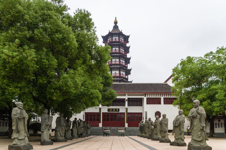 The thousand Buddha Temple in the rope golden pagoda Parkのeditorial素材