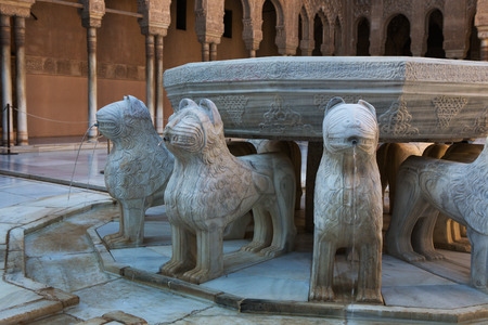 Detail of fountain in the Courtyard of the Lions. It is main courtyard of the Nasrid dynasty Palace of the Lions in fortress complex Alhambra in Granada. Spainのeditorial素材