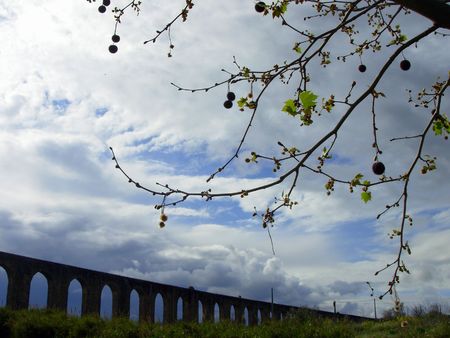 aqueduct of the Évora city, south of Portugalの写真素材