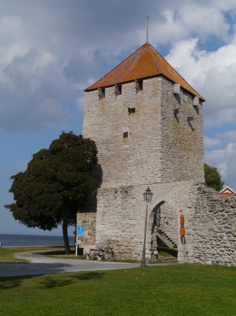 One of the towers in the historic city wall in Visby on the island Gotland in Swedenのeditorial素材