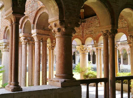 The courtyard of the monastery of the San Zeno basilica in Veronaのeditorial素材