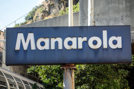 Manarola Station train sign,Italyのeditorial素材