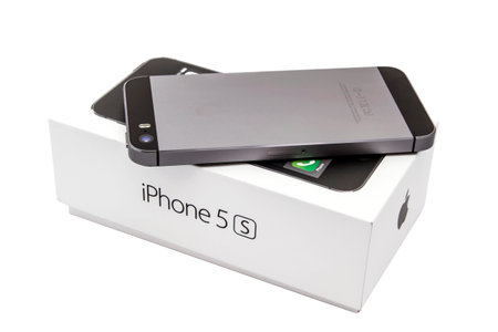 iPhone 5s and box isolated on white backgroundのeditorial素材