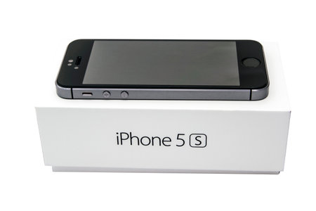 iPhone 5s and box isolated on white backgroundのeditorial素材