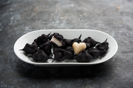 cooked Water chestnut also known as singada/singara or shingada, selective focusの写真素材