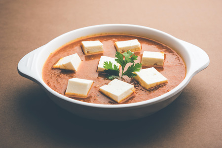 rava Bhajj or bhajiya also known as suji Pakoda or semolina Pakora, served with tomato ketchup. selective focusの写真素材