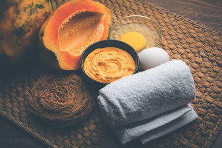 Papaya Face mask for acne treatment, selective focusの写真素材