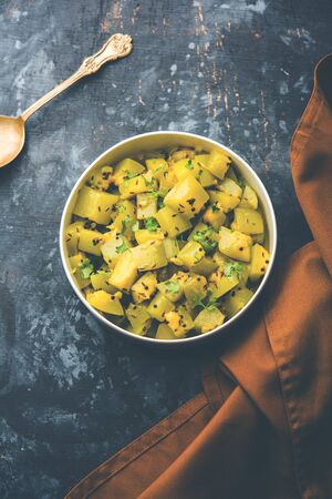 Lauki/doodhi ki soothe Sabji also known as bottle gourd dry sabzi. served in a bowl or karahi. selective focusの写真素材