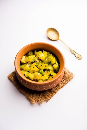 Lauki/doodhi ki soothe Sabji also known as bottle gourd dry sabzi. served in a bowl or karahi. selective focusの写真素材