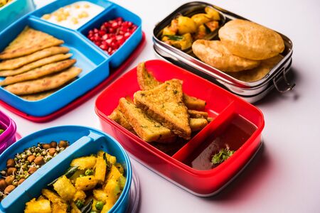 Raw Papaya Paratha or Papita ke Parathe made using Made using papaya, wheat flour, cumin seeds, ginger. Popular Indian food recipe served hot with curd. selective focusの写真素材