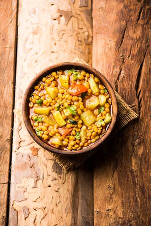 Lauki / Doodhi Chana Dal Subji or Bottlegourd Gram Curry, served in a bowl.selective focusの写真素材