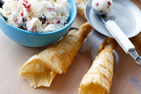 Berry ice creame and wafflesの写真素材
