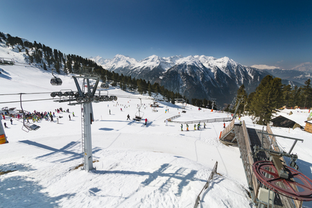 OETZ - MARCH 21: Mountain side station of the Hochoetz chair lift in the Oetztal, Austria on March 21, 2016.のeditorial素材