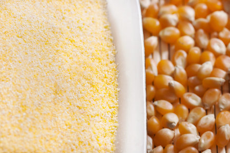 Yellow corn flour 