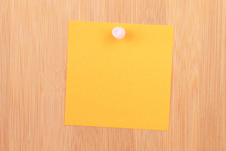 Orange Sticky Note Pinned to the Wooden Message Board. To Do List Reminder in Office. Blank Memo Sticker at Work - Template. Empty Checklist - Mockupの写真素材