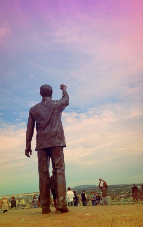 Nelson Mandela statue on Naval Hill South Africaの素材