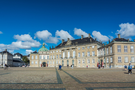 Copenhagen, Denmark - september 3, 2017: Amalienborg is the home of the Danish royal family. There are four identical palace faÃ§ades around an octagonal courtyard. In the centre of the square is an equestrian statue of King Frederick V.のeditorial素材