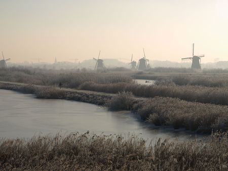 winter in kinderdijk hollandの写真素材
