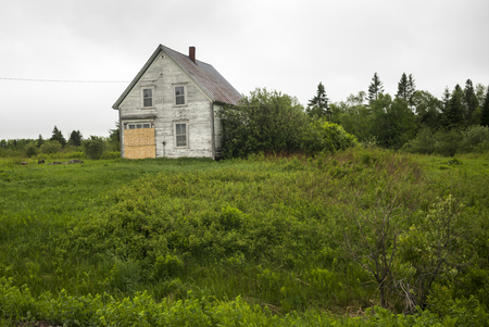 Abandoned barn at farm, Beaubassin East, New Brunswick, Canadaの写真素材