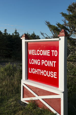 Welcome signboard to Long Point Lighthouse, Crow Head, Twillingate, North Twillingate Island, Newfoundland And Labrador, Canadaの写真素材