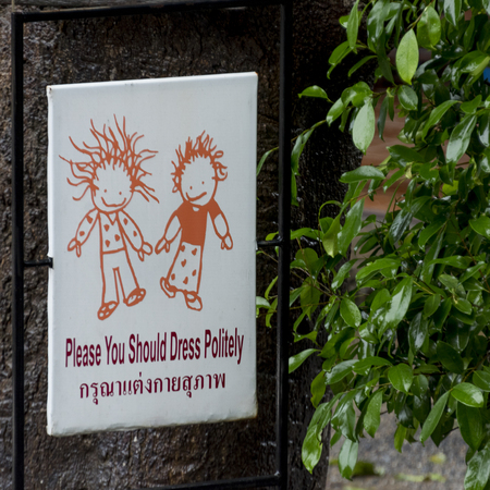 Close-up of bi-lingual sign board, Koh Samui, Surat Thani Province, Thailandの写真素材