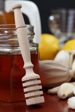 Honey, lemon and garlic as natural medicineの写真素材