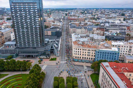 People running the International Rimi Riga Marathonのeditorial素材