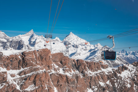 The highest gondola in the Alps, rising to a 3883m to the Glacier Paradise point.の写真素材