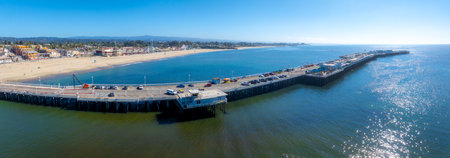 Aerial View of Santa Cruz Wharf and Beachfront in Californiaの写真素材