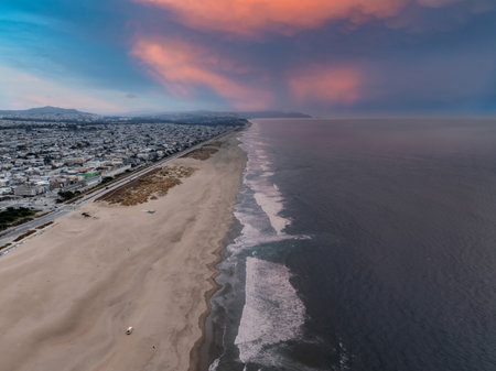 Aerial View of Ocean Beach and Urban Landscape in San Franciscoの写真素材
