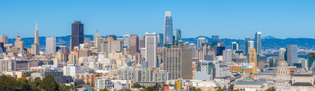 San Francisco Skyline with Transamerica Pyramid and Salesforce Towerの写真素材