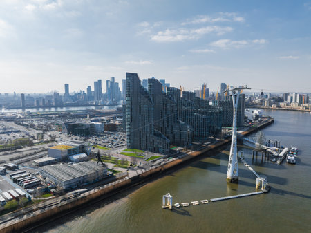 Aerial View of Air Line Tower and Canary Wharf Skylineの写真素材