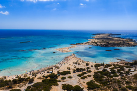 Aerial View of Elafonisi Beach with Sandbar and Turquoise Watersの写真素材