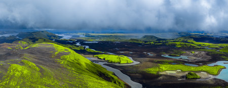 Aerial view of Icelandic Highlands lava fields and glacial riversの写真素材