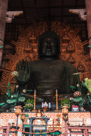 Great Buddha at Todai ji seated in Daibutsuden hall, Nara, Japanの写真素材