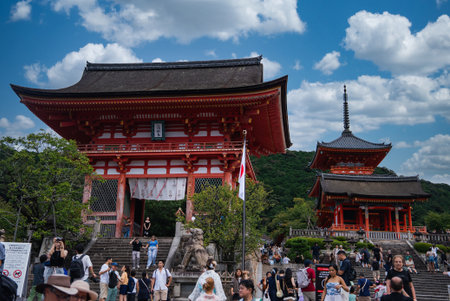 Kiyomizu dera main gate and Koyasu Pagoda crowd in Kyoto, Japanの写真素材