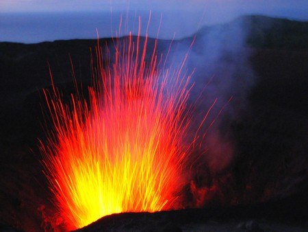 Eruption of Mt Yasur volcano, Vanuatu, South Pacificの写真素材