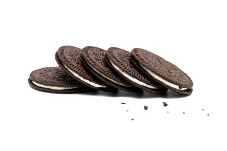 LAMPHUN, THAILAND - FEBRUARY 7, 2019: Oreo Thins Vanilla Delight , Chocolate Sandwich Cookies with Vanilla Flavored cream , isolated on white background. It is a favorite biscuits in Thailand.のeditorial素材