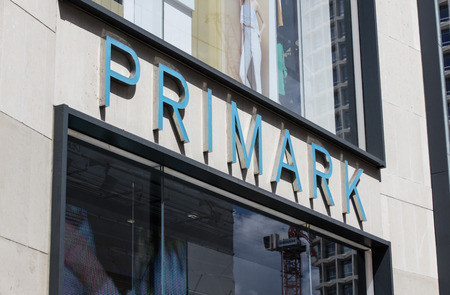 LONDON, UK - JULY 31th 2018: Primark clothing store front on Oxford Street in central London.のeditorial素材