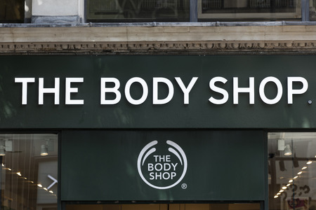 LONDON, UK - JULY 31th 2018: The Body Shop cosmetics store on Oxford Street in central London.のeditorial素材