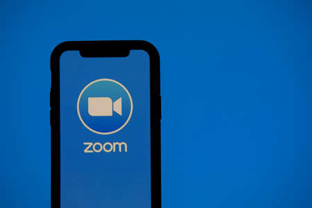 LONDON, UK - April 2nd 2020: Popular Zoom video conference app icon on a mobile deviceのeditorial素材