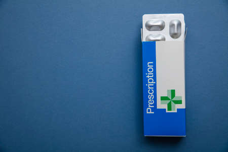 OXFORD, UK - May 2022: NHS medical prescription packaging from the UKのeditorial素材